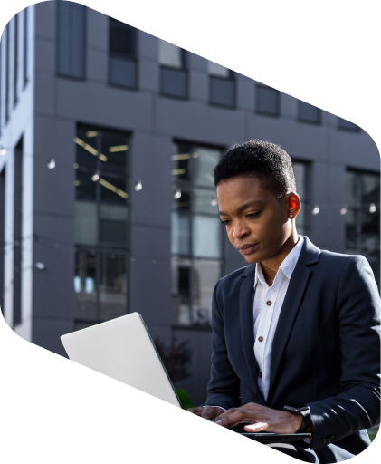 Customer support officer
